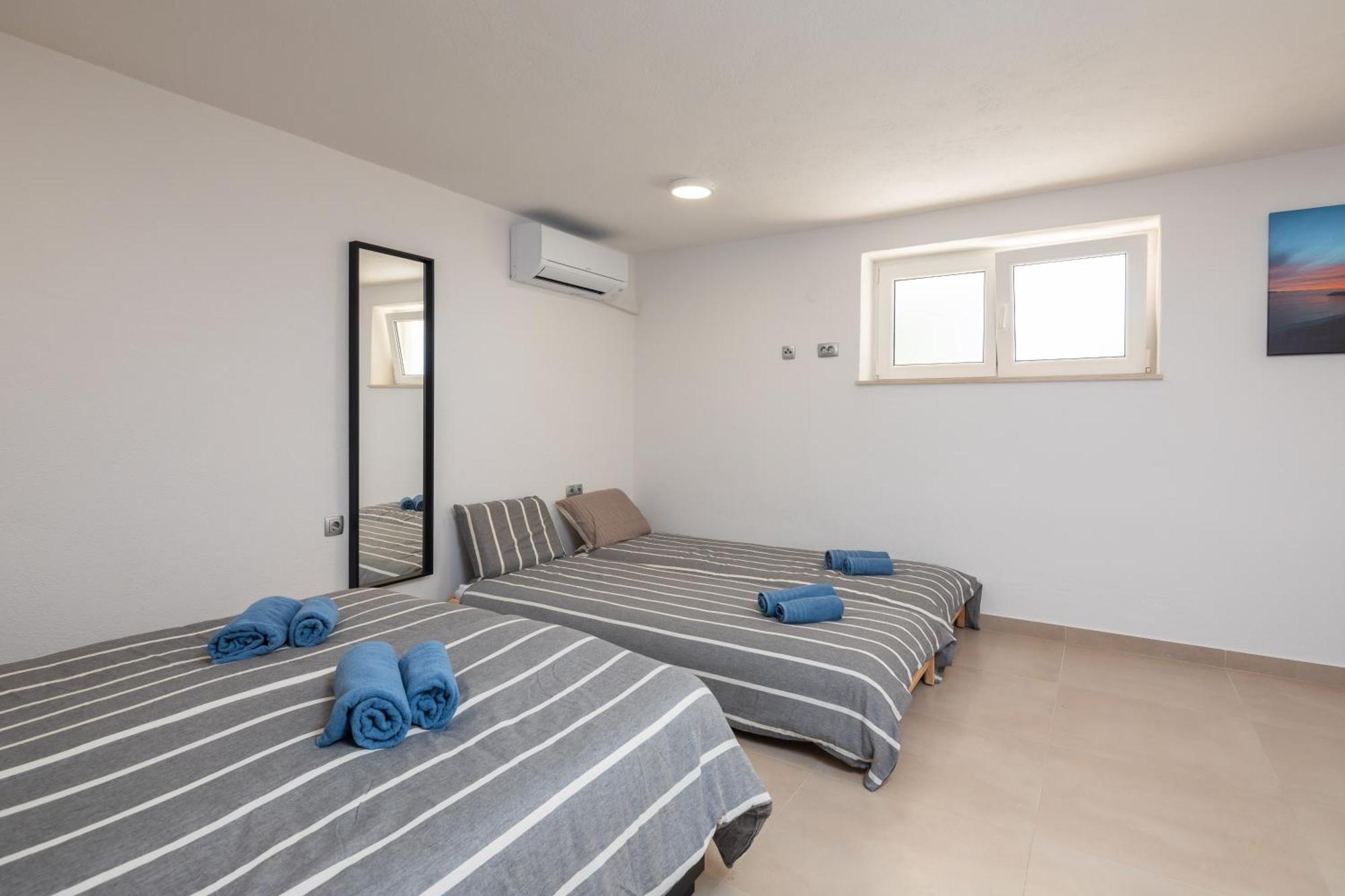 Sunshine Suites Omiš Exterior foto